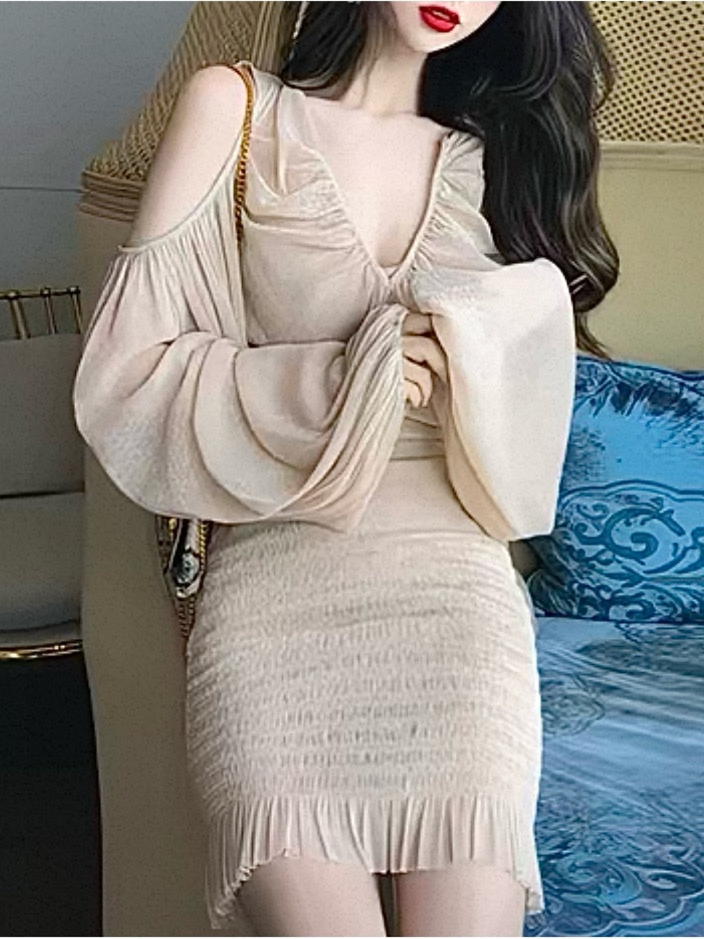 Momoshero Off-Shoulder Ruched Mini Dress | Size M | Excellent Condition